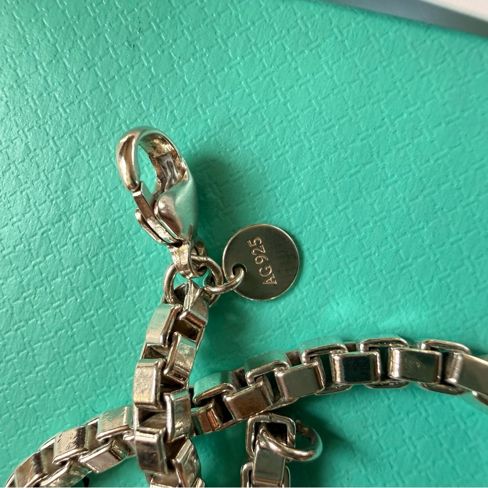 Tiffany & Co. Silver Venetian Link Bracelet - Picture 7 of 9